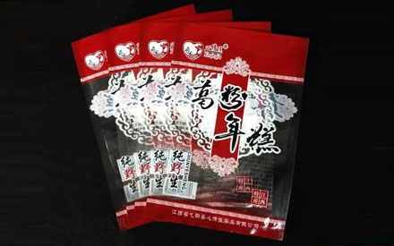 聚酯（PE）材質(zhì)真空包裝袋有哪些特點？